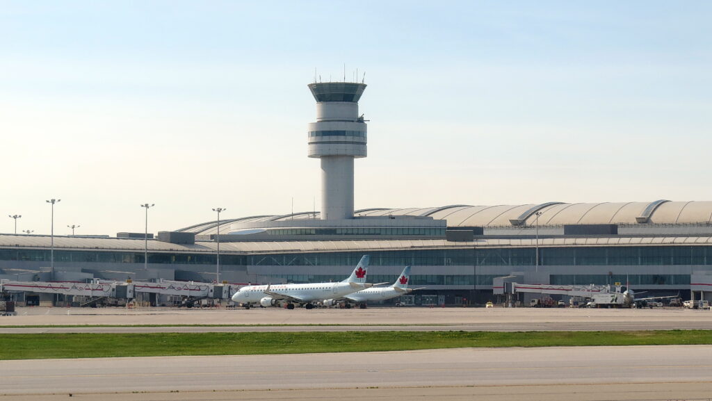 Toronto airport COVID Safety Alert