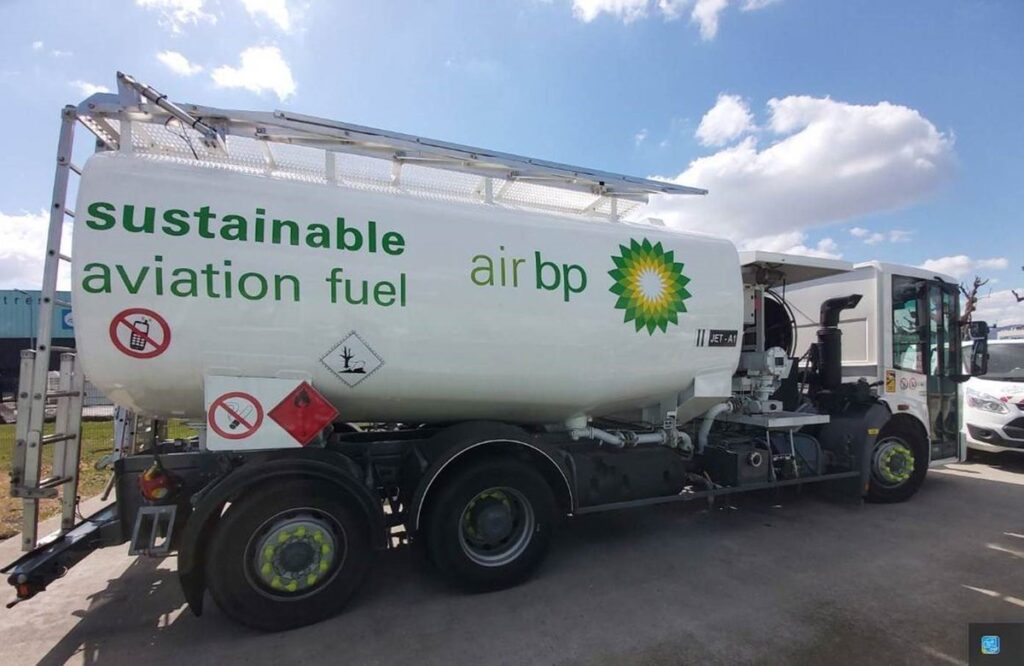 Clermont-Ferrand Auvergne airport biofuels