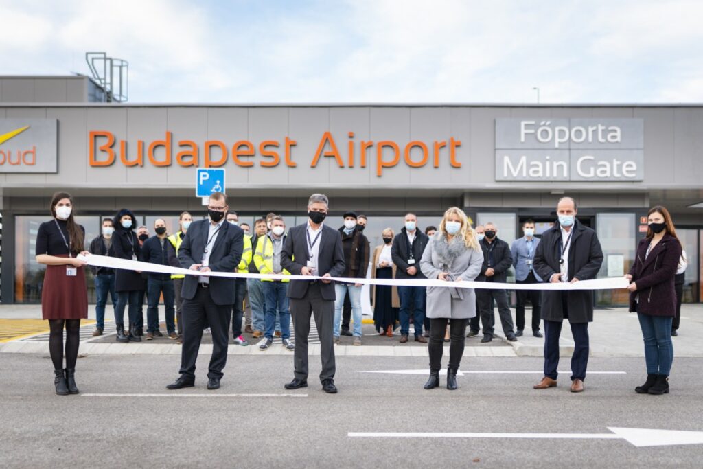 budapest airport main gate