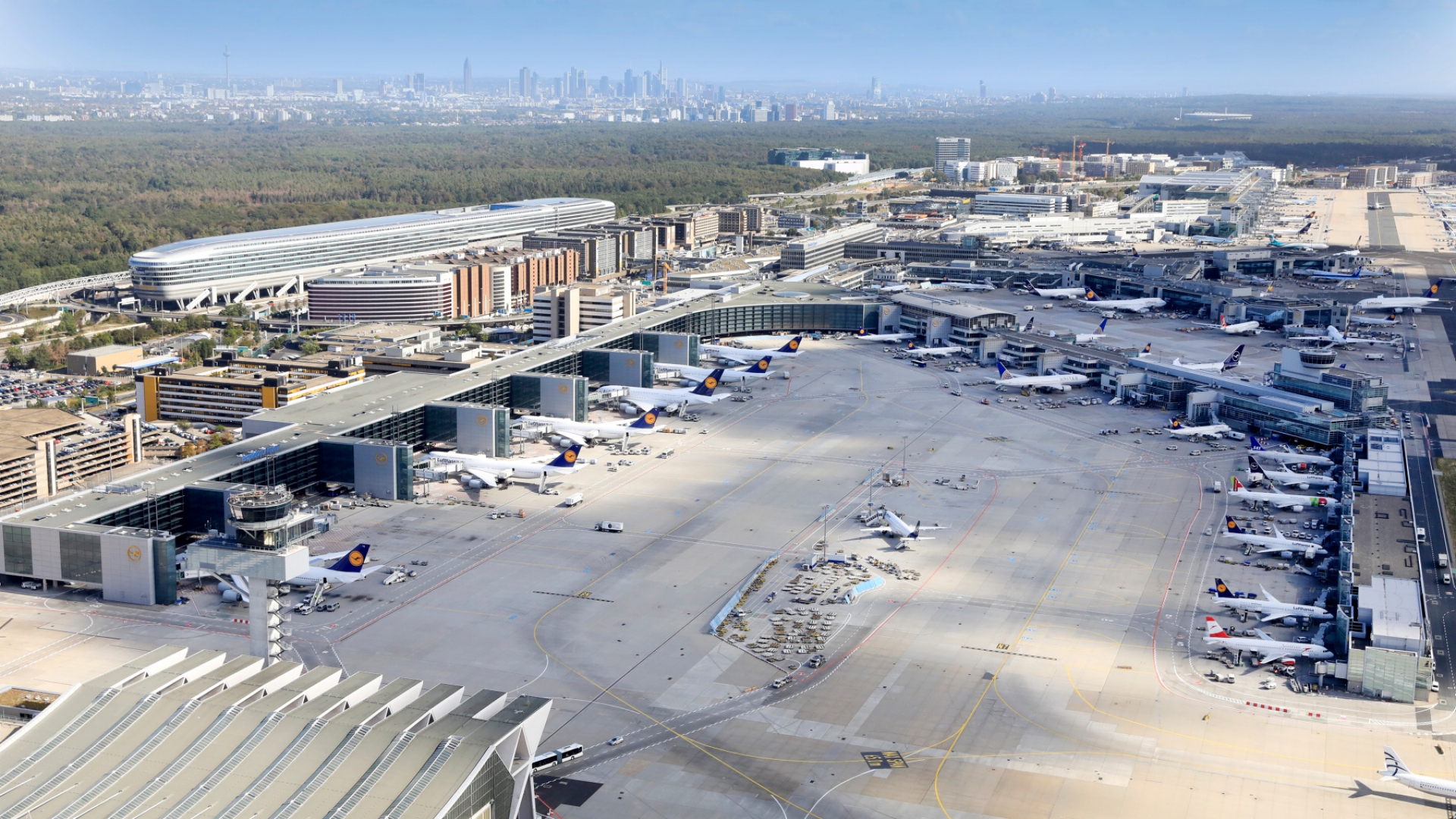 Passenger numbers at Frankfurt are continuing their upward trend