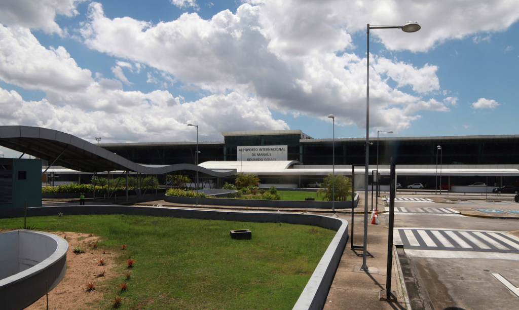 vinci manaus airport