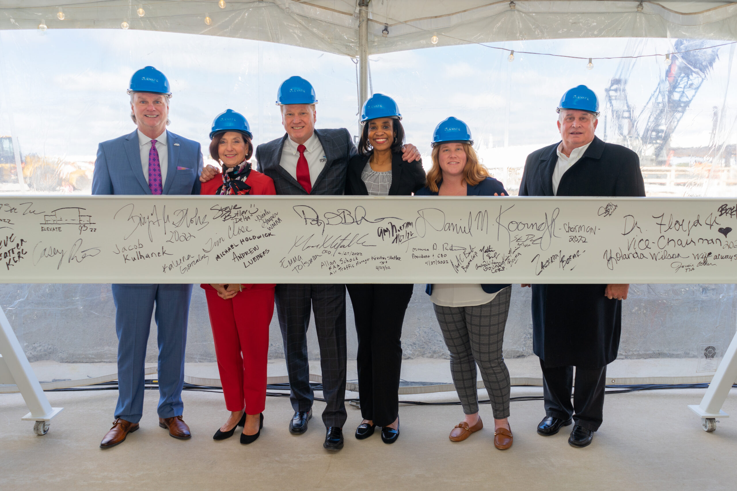 Ford International Airport Celebrates Beam Raising on Concourse A Expansion