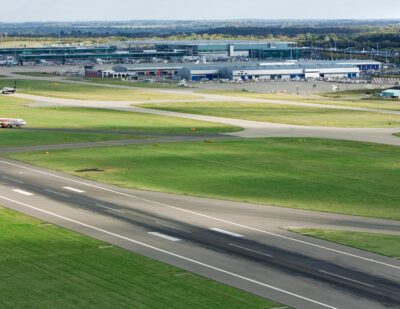 London Stansted Airport Completes Runway Resurfacing