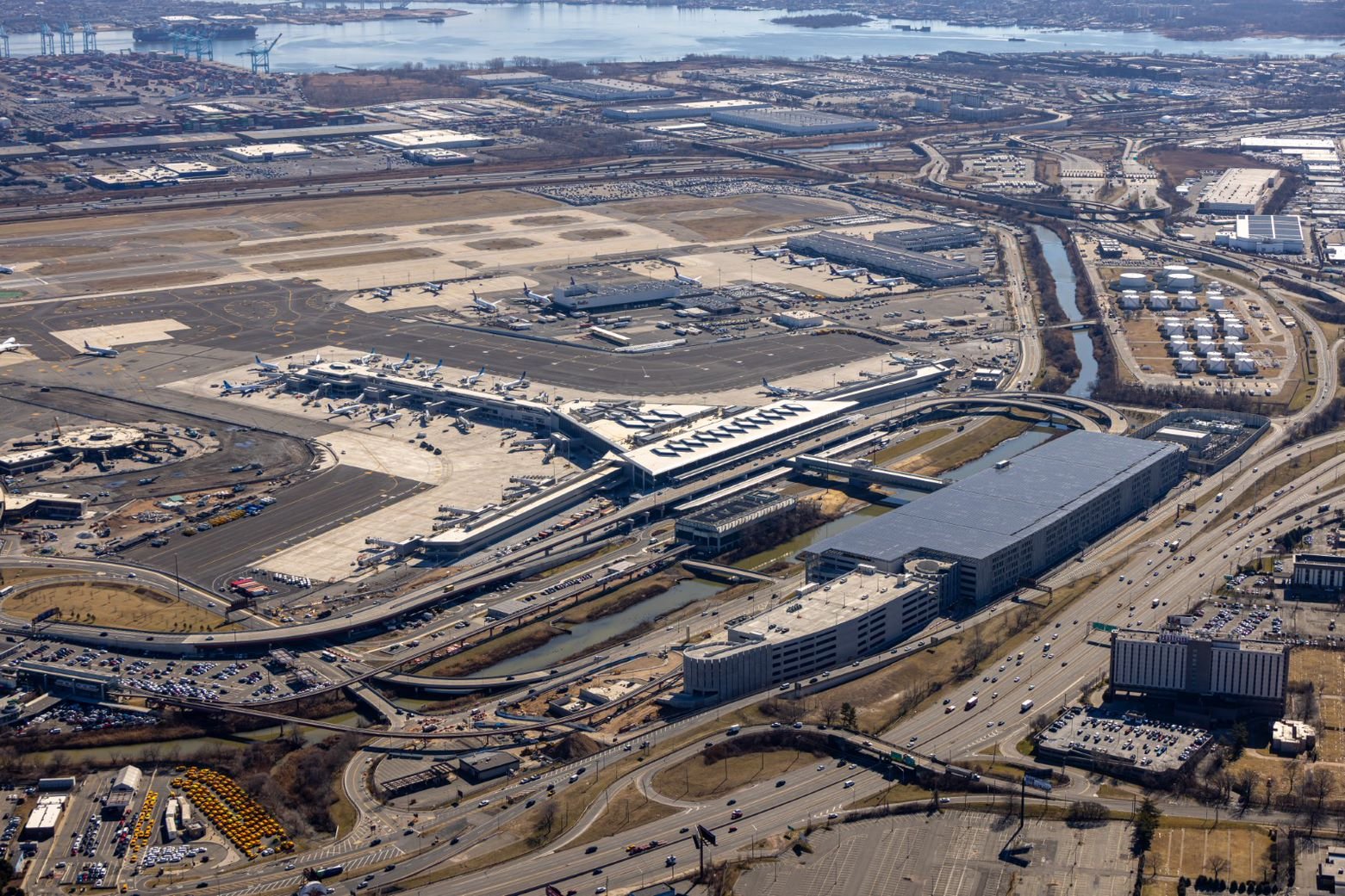 The rooftop solar power array at EWR's new Terminal A is the largest of its kind in the US