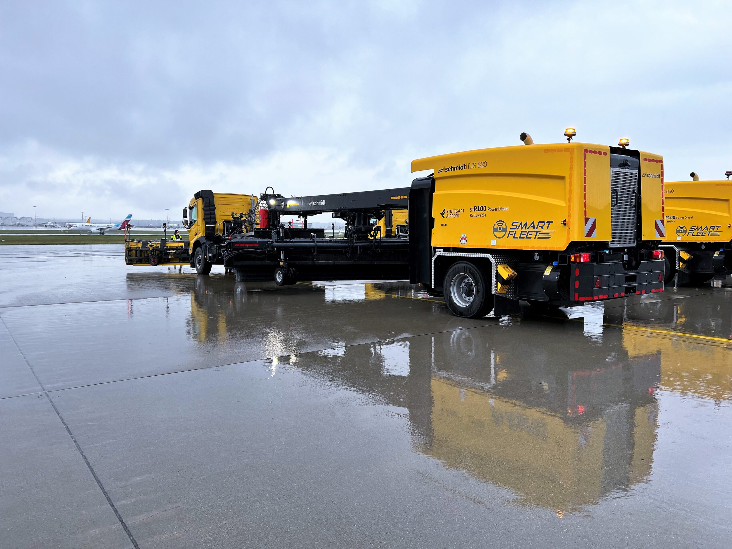 Aebi Schmidt Group and Flughafen Stuttgart GmbH are deploying autonomoussnow clearing vehicles and equipment at Stuttgart Airport