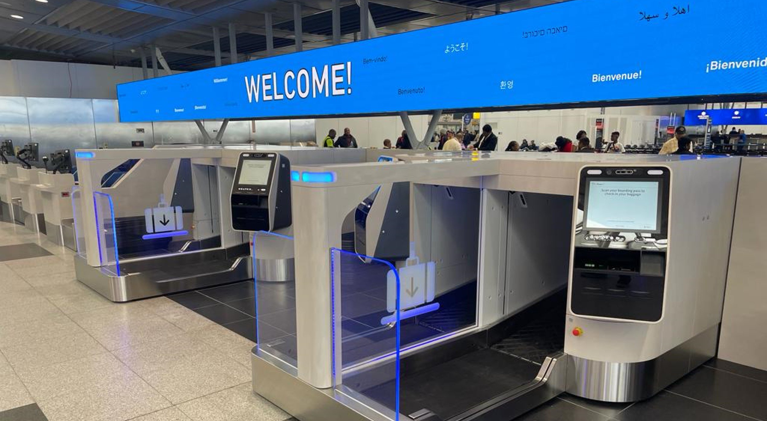 Bag drop service for passengers returns to Denver International Airport