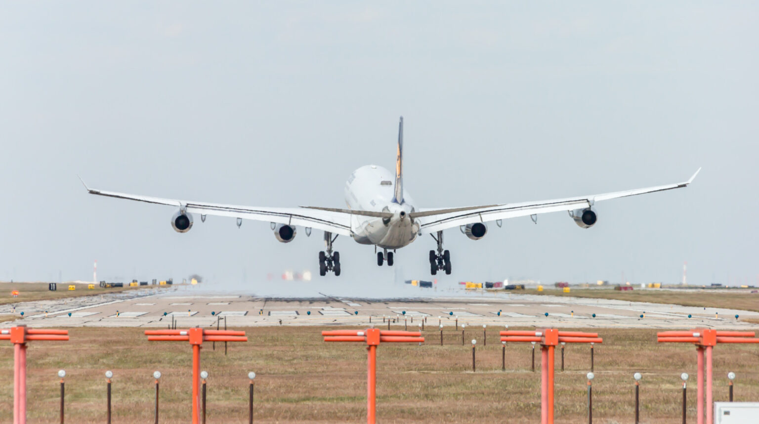 DFW Commences Rehabilitation Work On Runway 17R/35L | Airport Industry-News