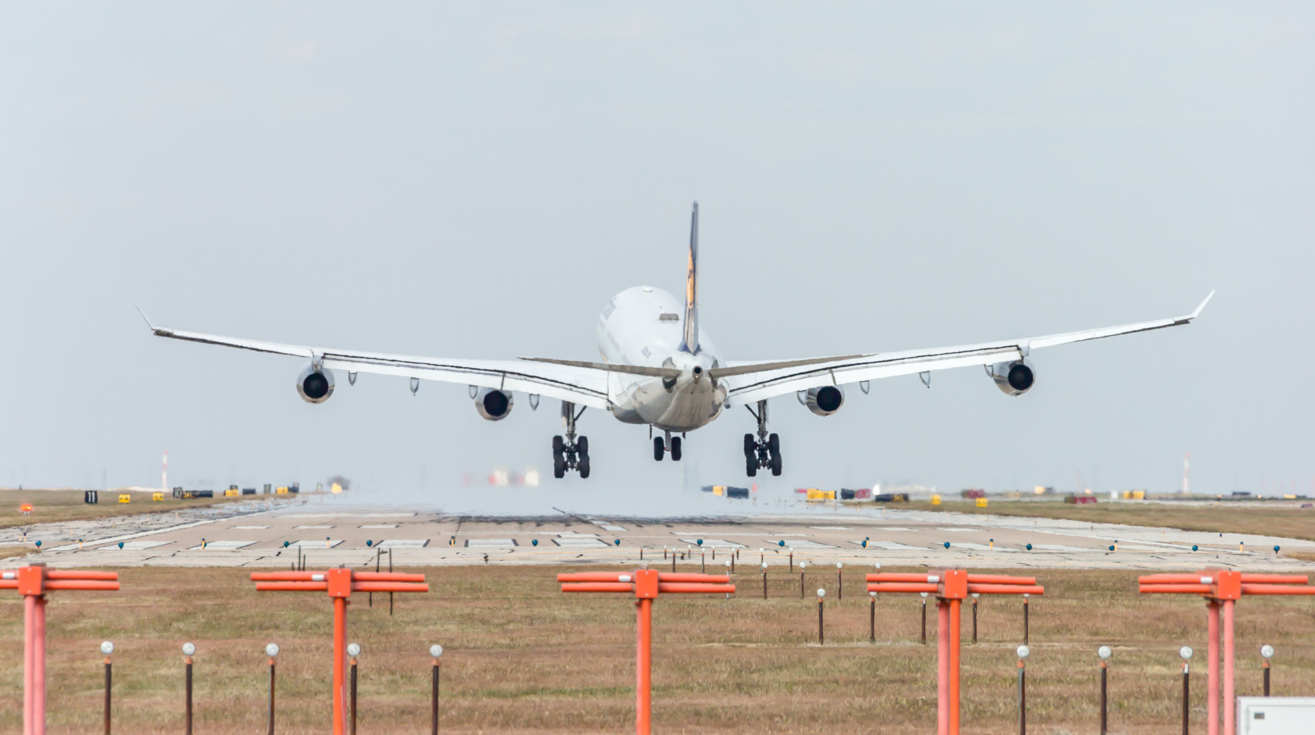 DFW Airport to rehabilitate runway as part of maintenance and upgrade programme
