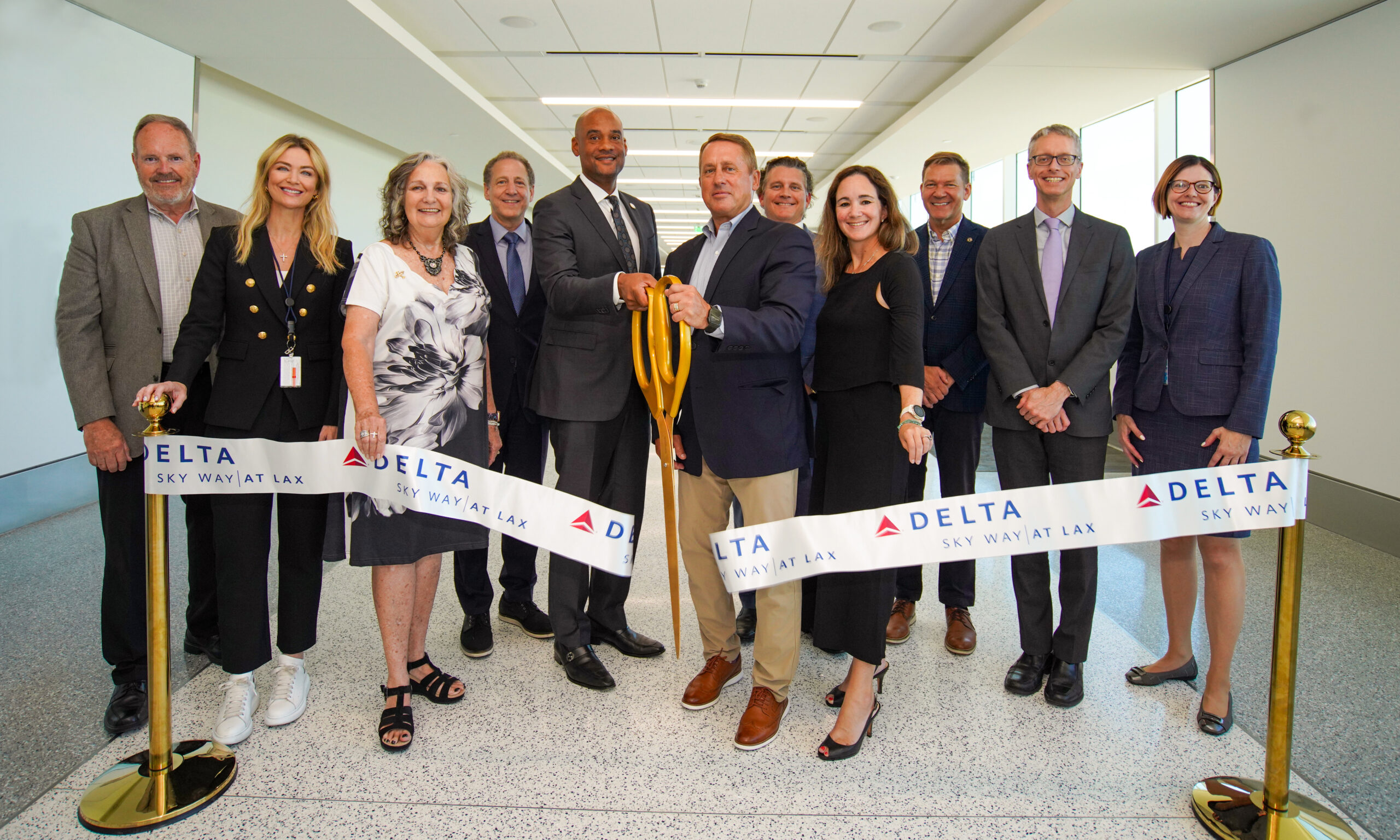 Los Angeles World Airports (LAWA) and Delta executives, members of Los Angeles’s Board of Airport Commissioners (BOAC) and other key stakeholders celebrated the opening of the Delta Sky Way project at LAX