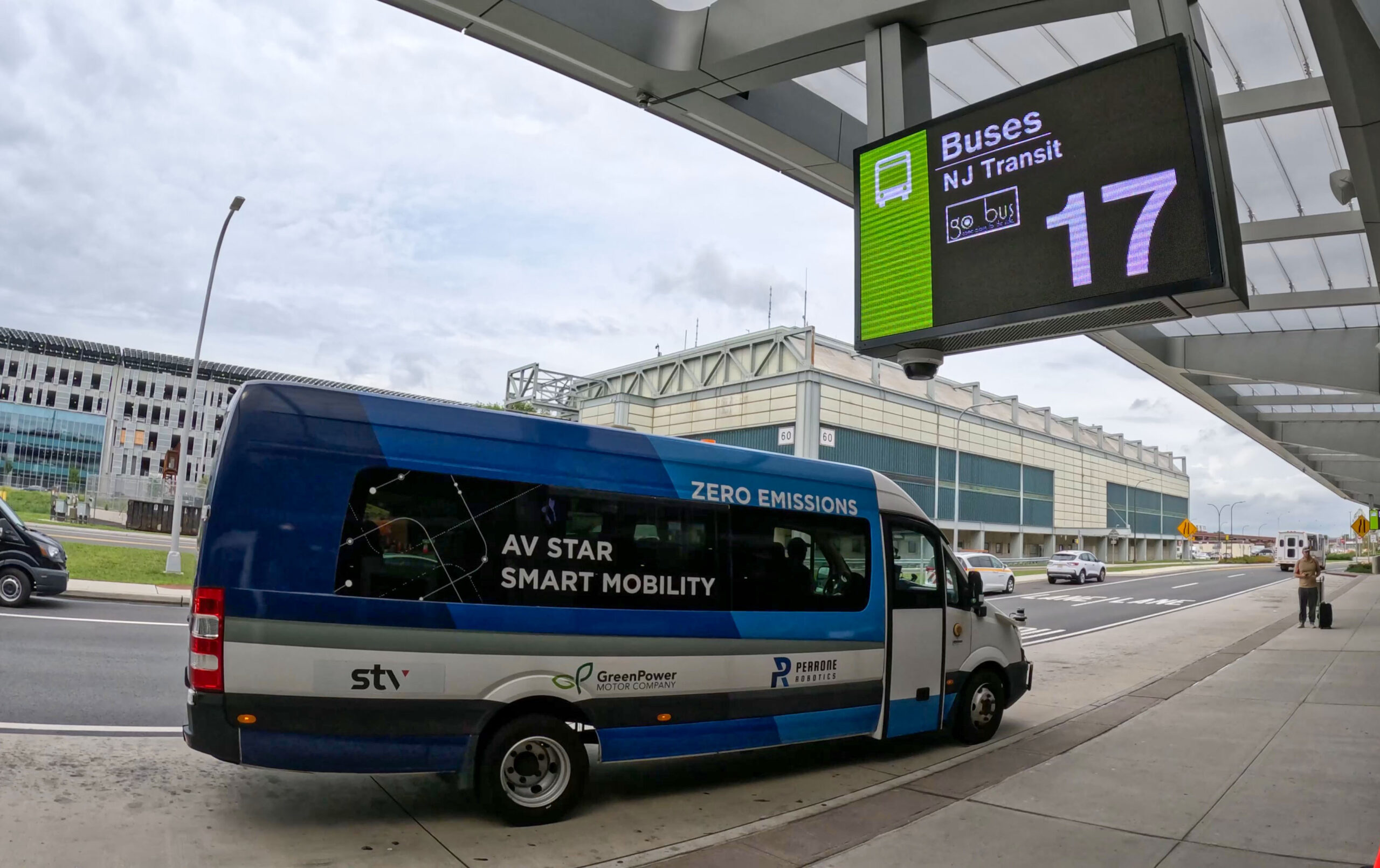 Port Authority Tests Autonomous Shuttle at Newark Airport