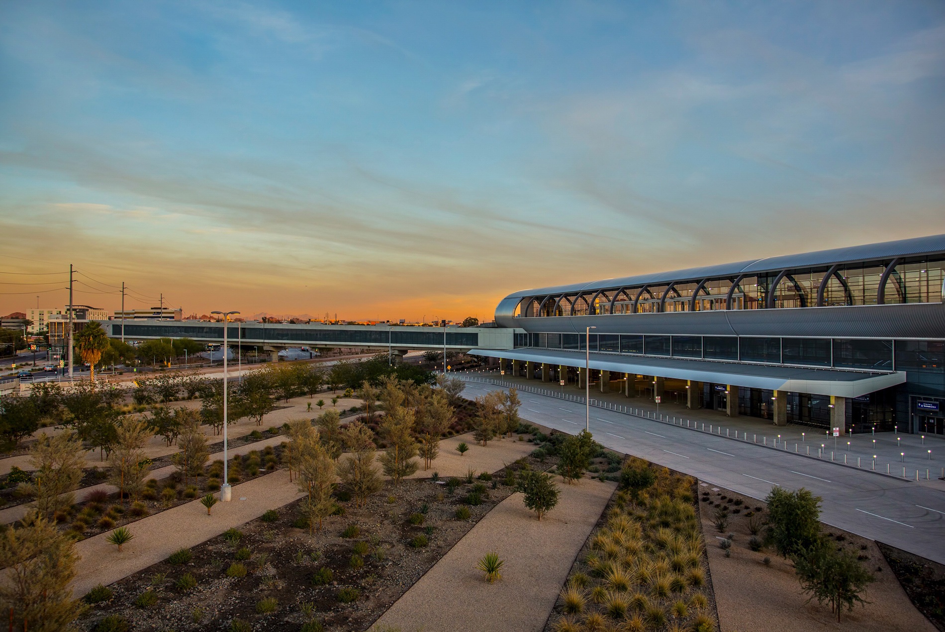 HOK previously designed the 44th Street and Terminal 4 PHX Sky Train stations for the PHX Sky Train