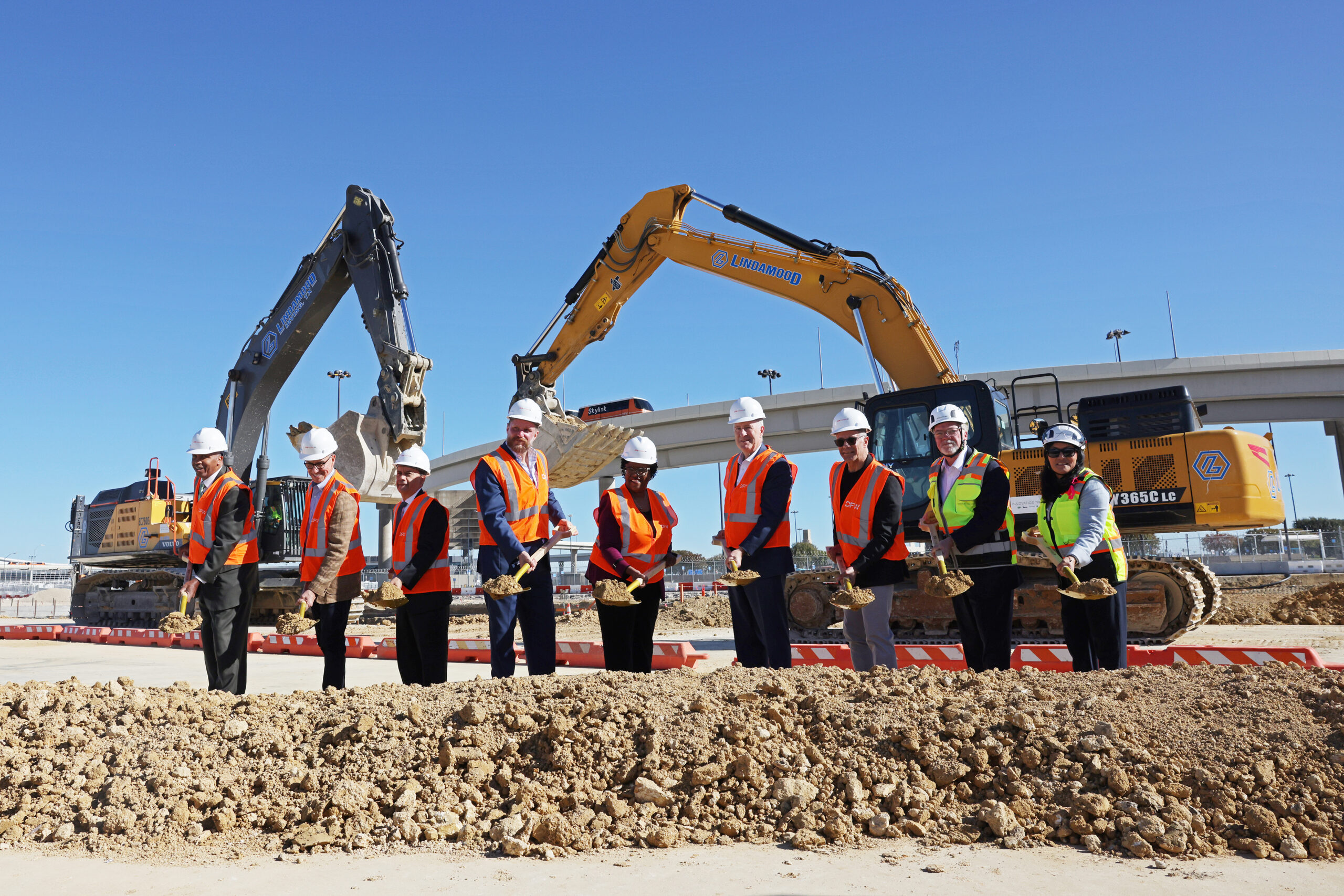 DFW Airport Terminal F Groundbreaking_001