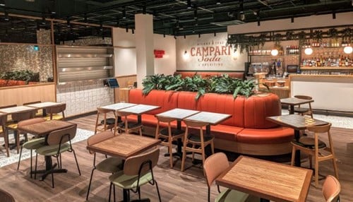 The interior of restaurant 