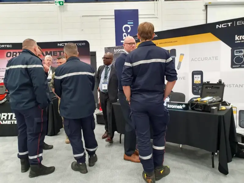 Ken and Michael speaking with attendees at NCT Europe