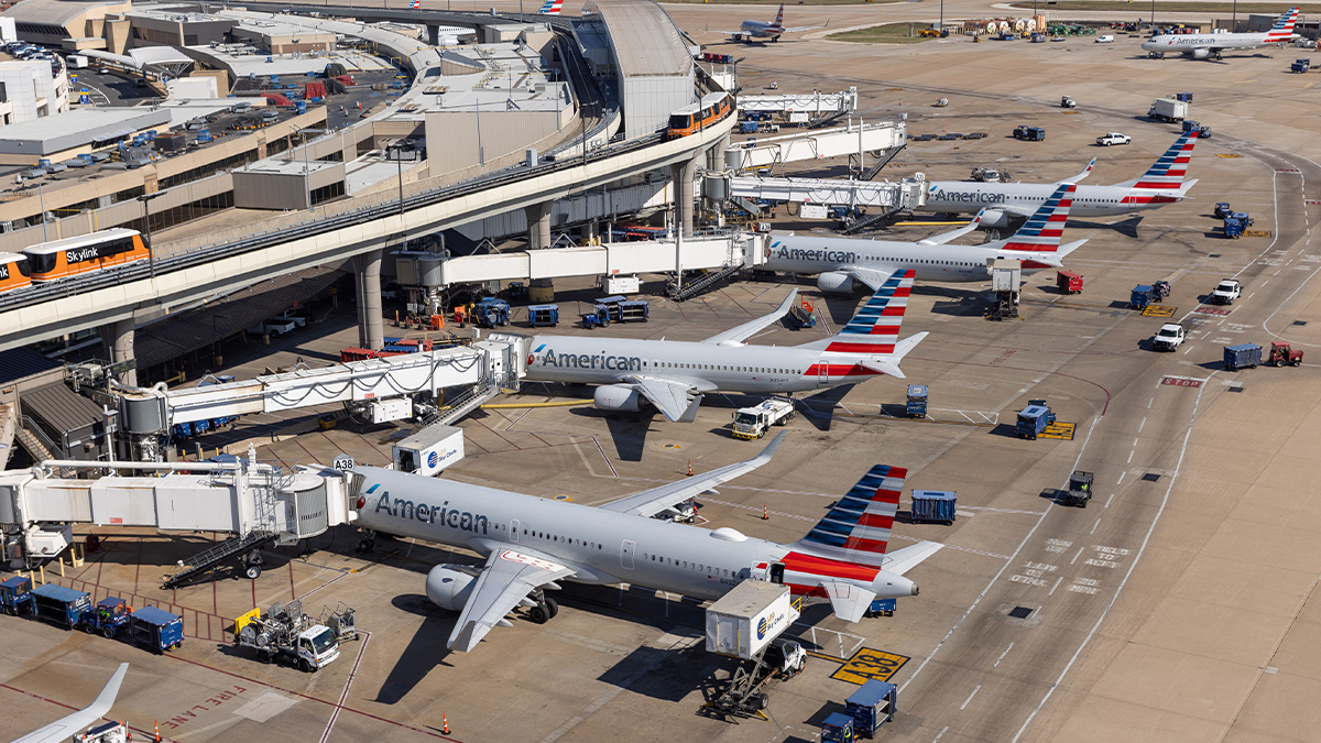 American Airlines planes