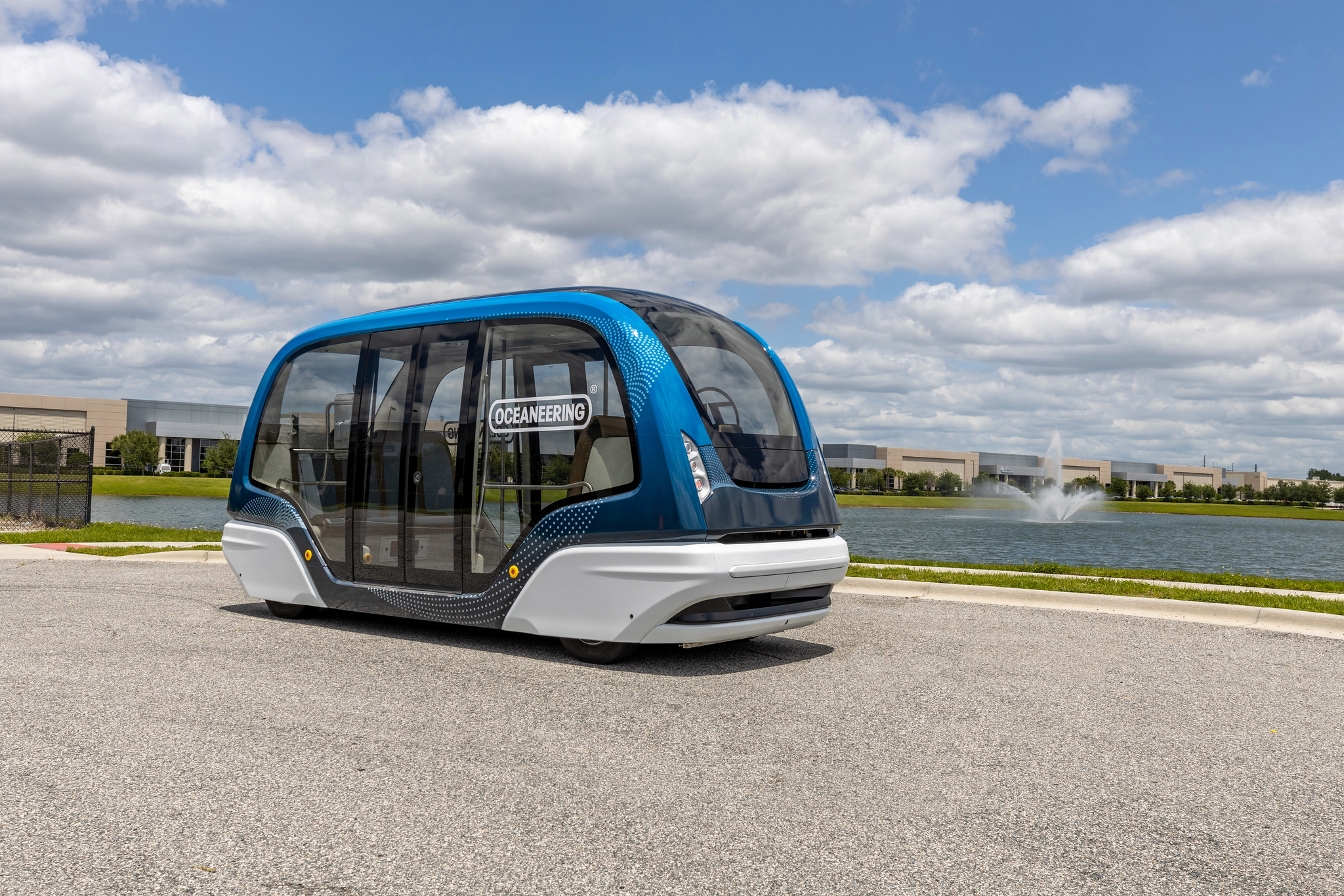 An Oceaneering self-driving shuttle