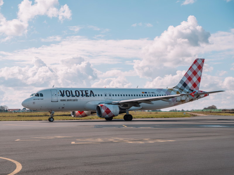 Volotea plane