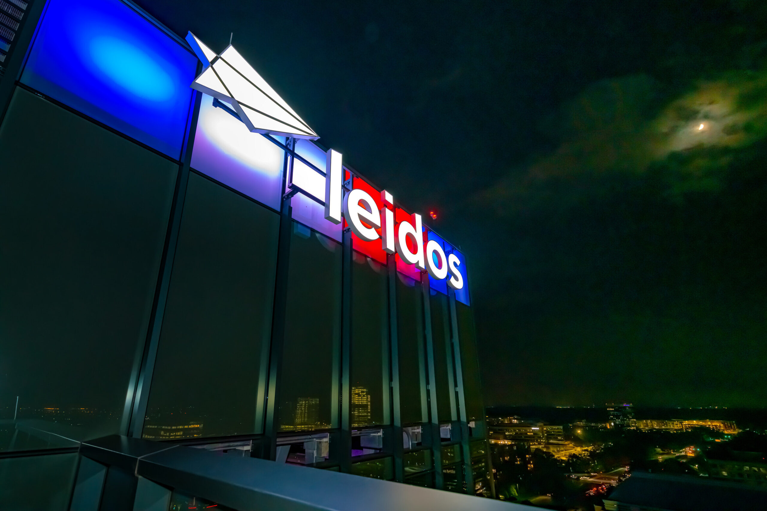 Leidos building sign