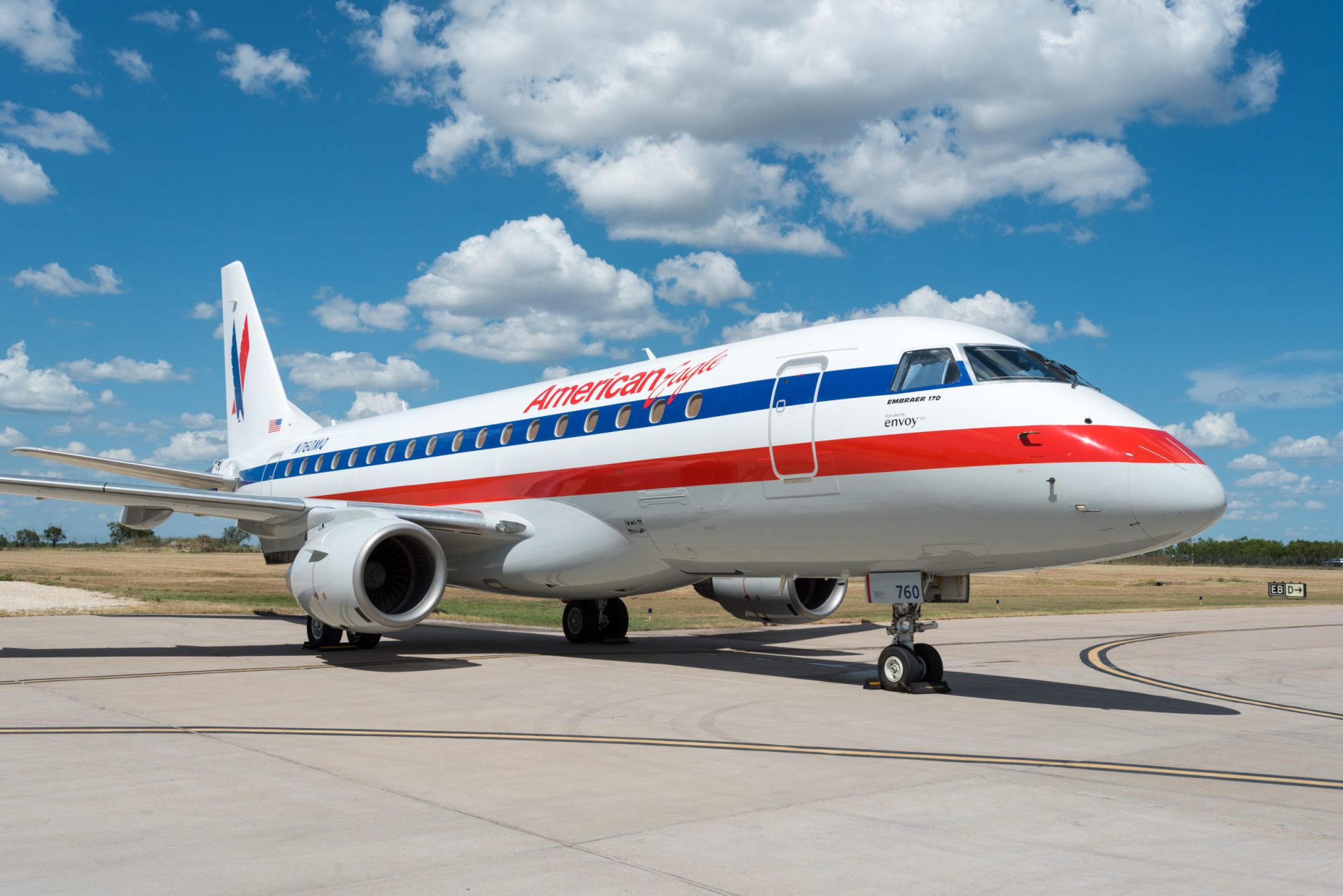 Envoy Air plane