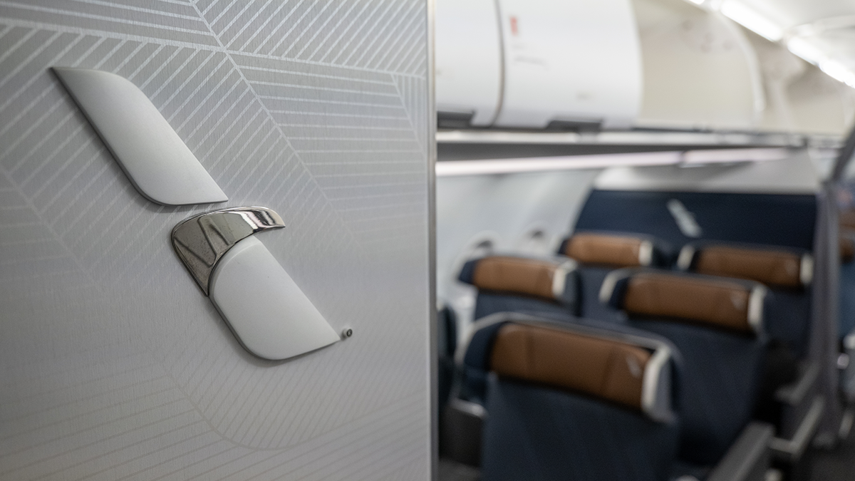 American has carried out retrofit works on both its A319 and A320 aircraft