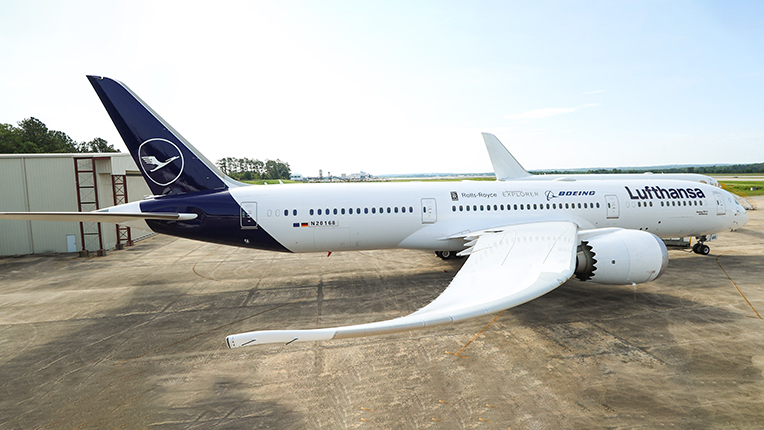 Boeing ecoDemonstrator Explorer with Rolls-Royce Trent 1000 engines