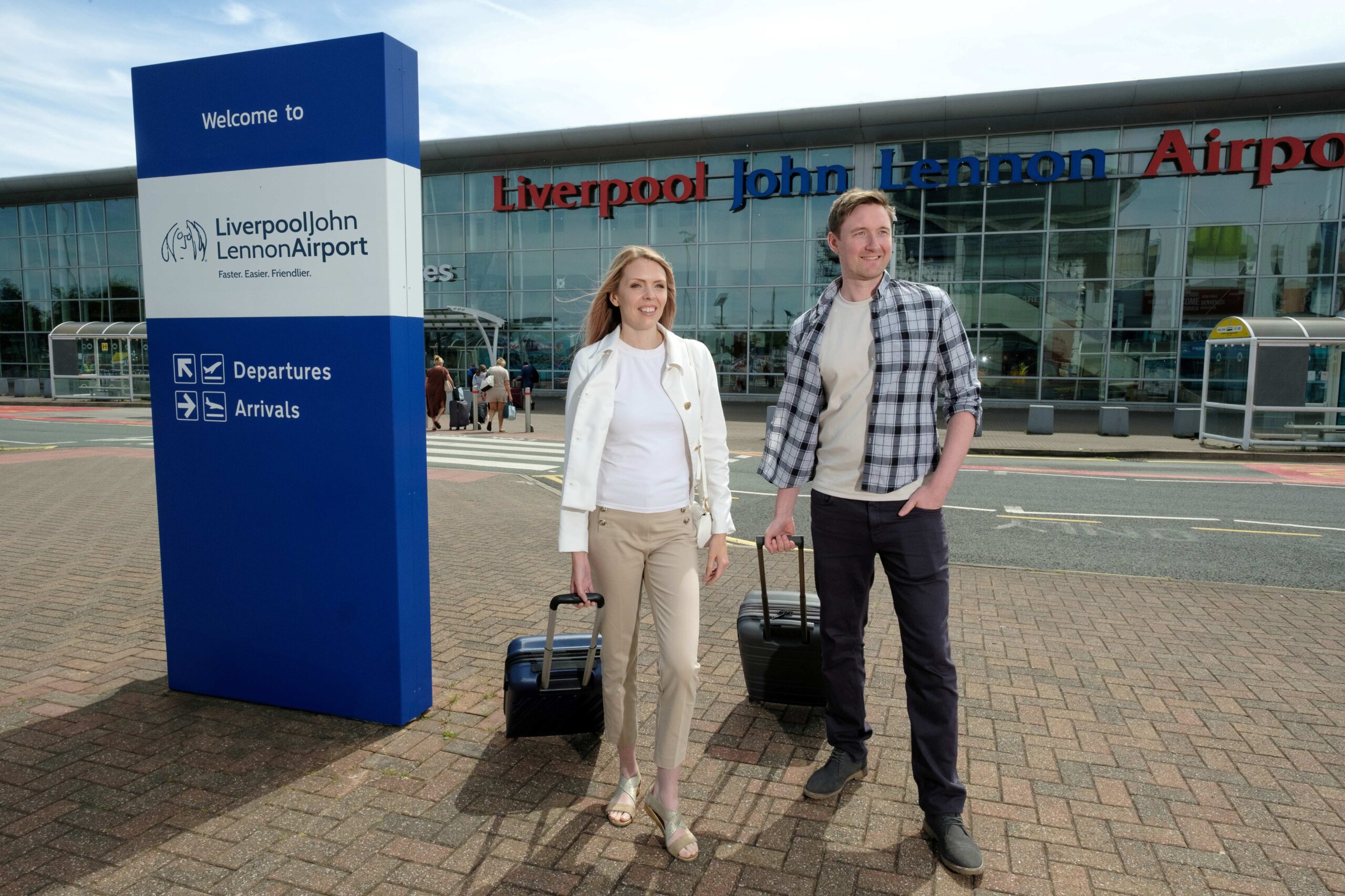 The new service will aim to provide a direct connection between St Helens and Liverpool John Lennon Airport in under an hour