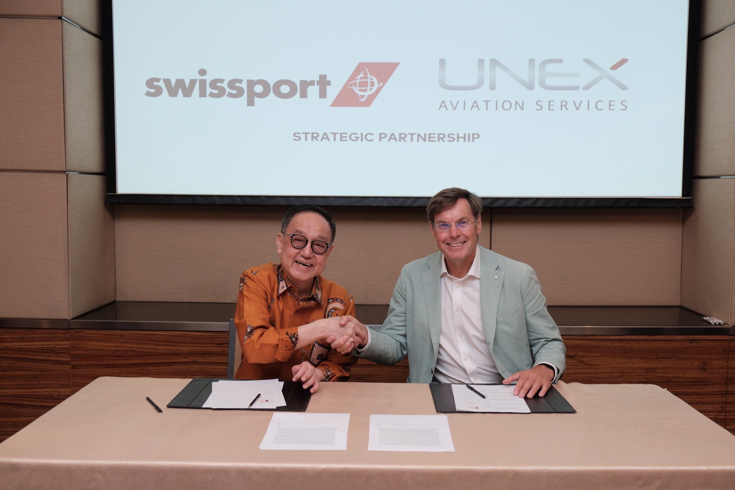 Swissport signs binding transaction agreements to form a strategic joint venture with UNEX Aviation Services